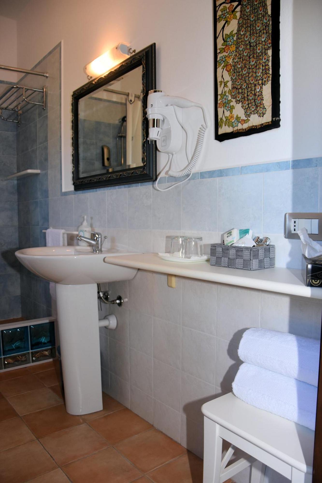 Guest House La Carolina 티글리올레 외부 사진
