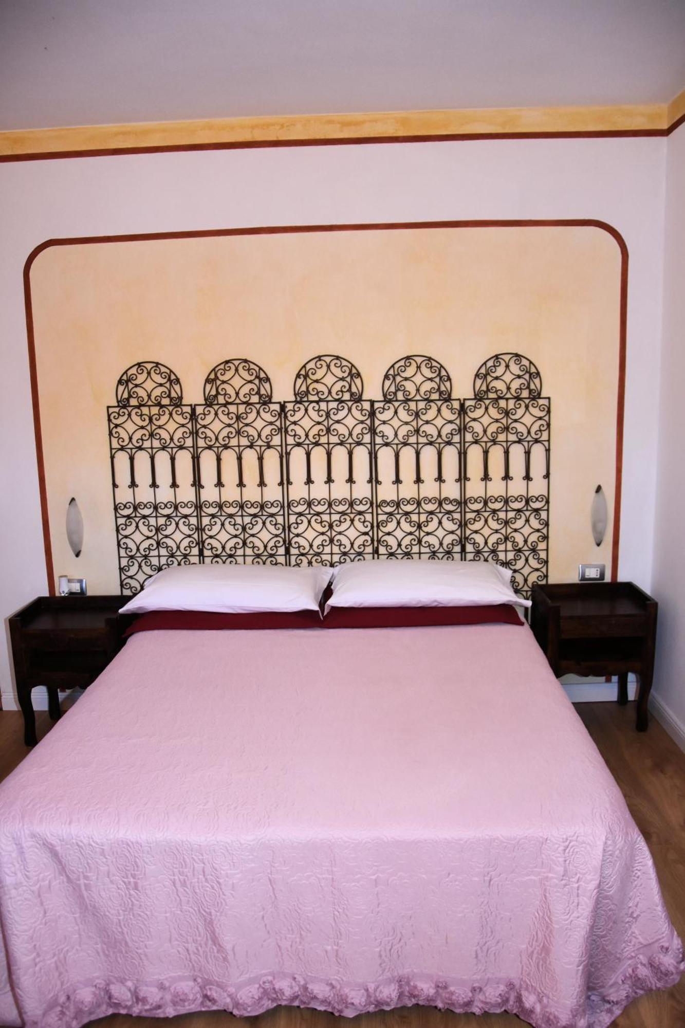 Guest House La Carolina 티글리올레 외부 사진